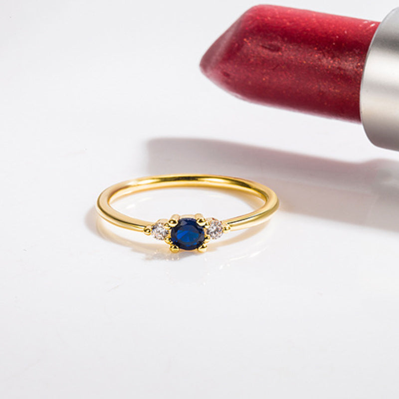 Art Déco-ring i koppar för män och kvinnor, eleganta vitguld och gyllene nyanser, tidlös design, accessoarer.