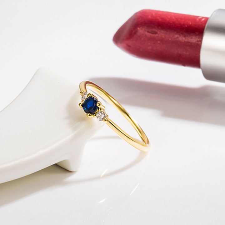 Art Déco-ring i koppar för män och kvinnor, eleganta vitguld och gyllene nyanser, tidlös design, accessoarer.