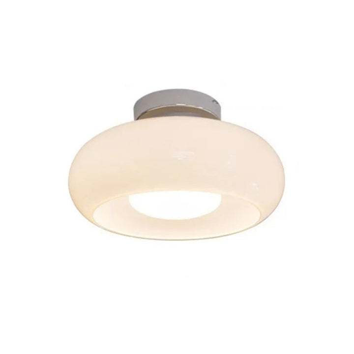 Taklampa Art Deco, rund. Klassisk design som kompletterar modern heminredning i vardagsrum.