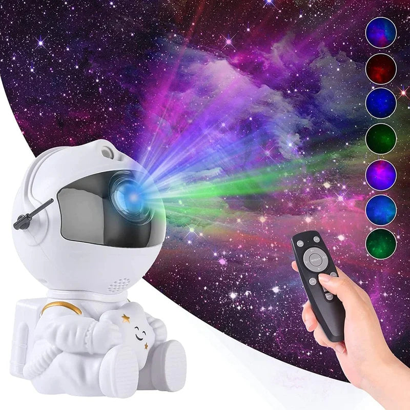 "Astronautprojektorlampa med stjärnhimmel, vit astronautfigur, projicerar 360° ljus och stjärnor i ett rum."