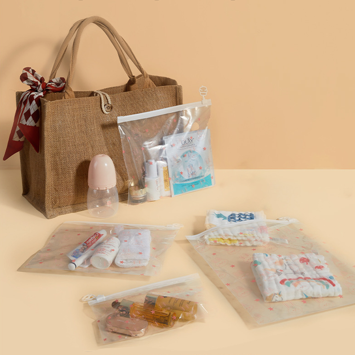 "Återanvändbar plastpåse med dragkedja för förvaring, transparent design, idealisk för kökslagring och organisering."