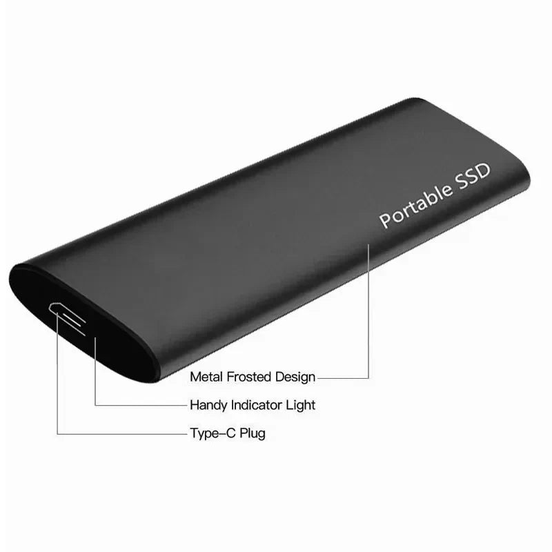Plug and play 4TB extern hårddisk, bärbar med USB-C för enkel och snabb digital backup.