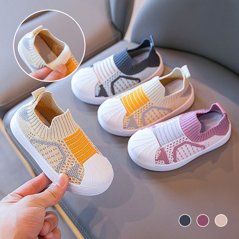 "Barn slip-on sneakers i mesh, halkfria och stretchiga, lätt andningsbart tyg, elastisk öppning, flera färger"