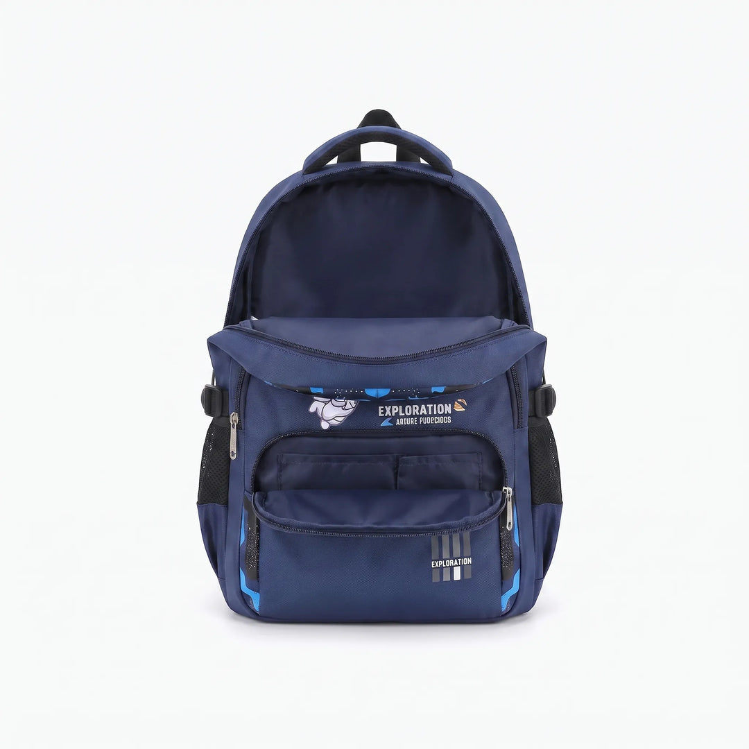 Bekväm barnryggsäck med unikt astronautmönster. Ergonomisk design för skolan.