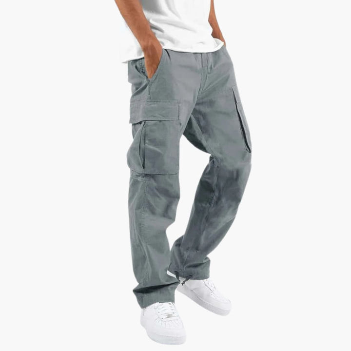 Bekväma cargobyxor för herr med elastisk midja, perfekta för vardagsbruk och casual stil.