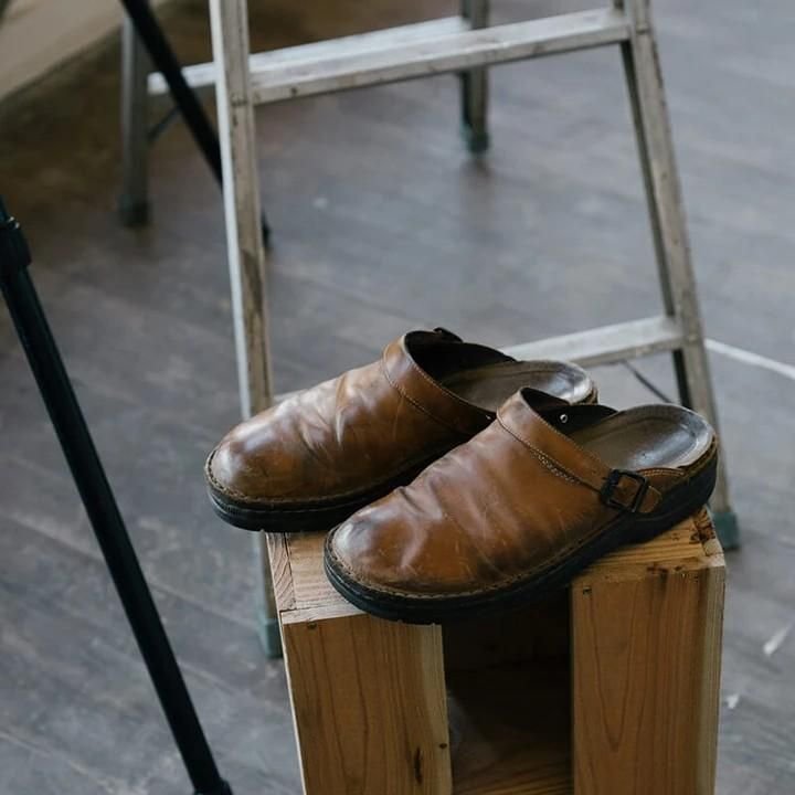Herrclogs Lennart med profilsula för bästa stöd, bekväma och halkfria för säker promenad.