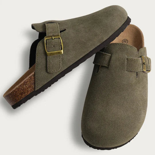 Kvinnors ortopediska komforttofflor med ergonomiskt fotstöd för att lindra hälsmärta och ge dämpning.