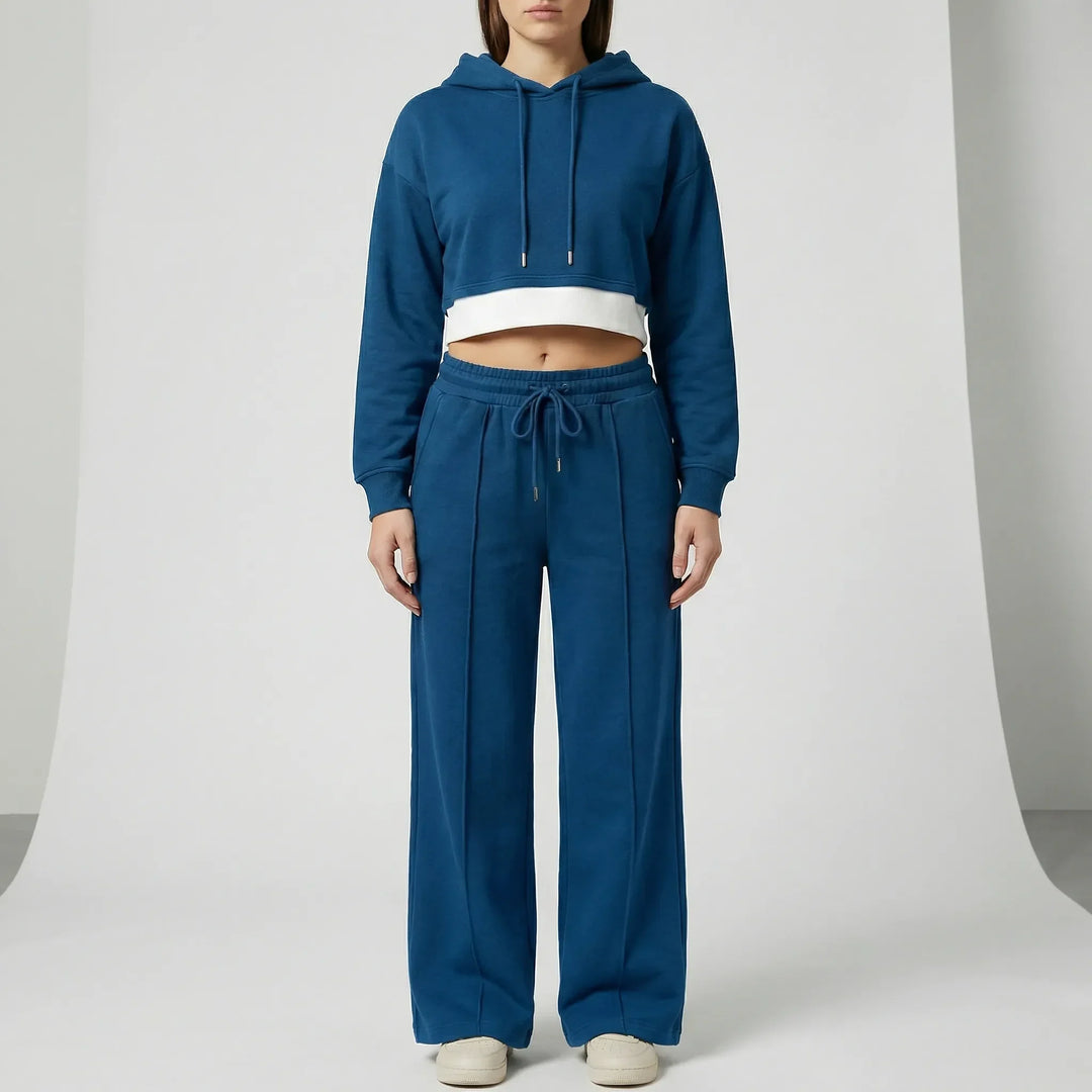 Elegant dam loungeset, perfekt för resor och avslappnade dagar. Mjuk och bekväm damoutfit i Savannah-stil.