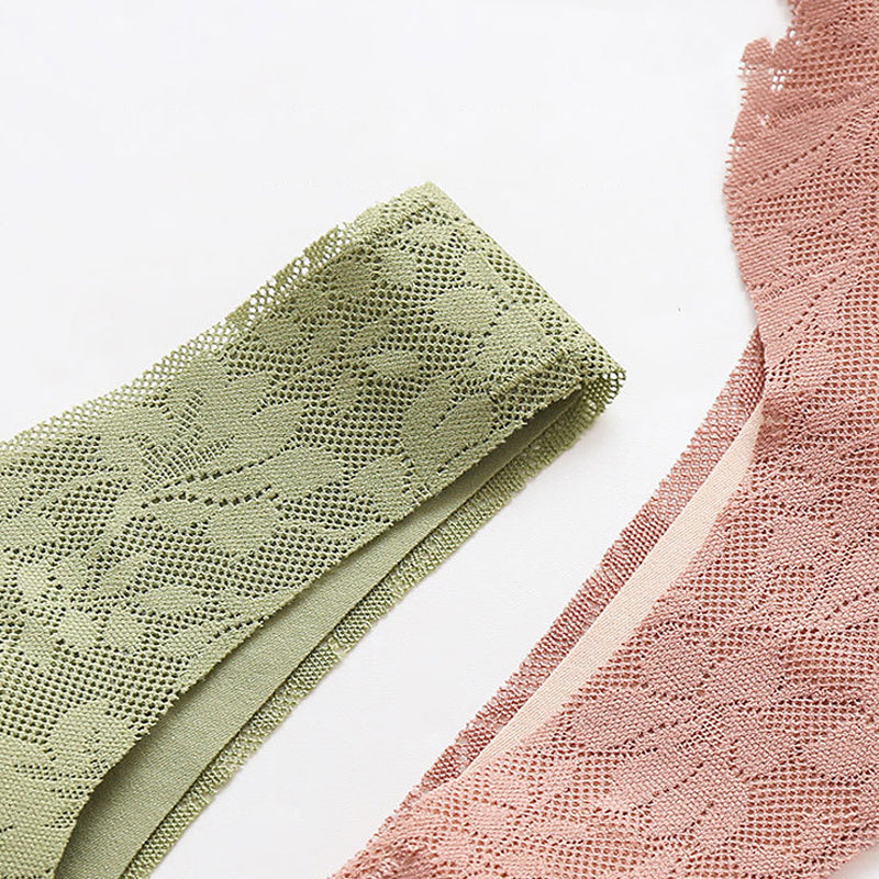 "BH med spets och framknäppning, full täckning, andningsbart tyg för komfort och stöd, elegant design för lingerie."