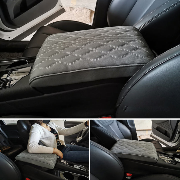 "Bil memory foam armstödslåda i elegant svart mikrofiberläder, stilrent designad för komfort och skydd mot smuts och slitning