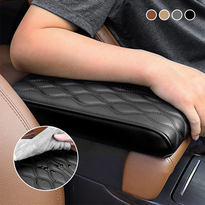 "Bil memory foam armstödslåda i elegant svart mikrofiberläder, stilrent designad för komfort och skydd mot smuts och slitning