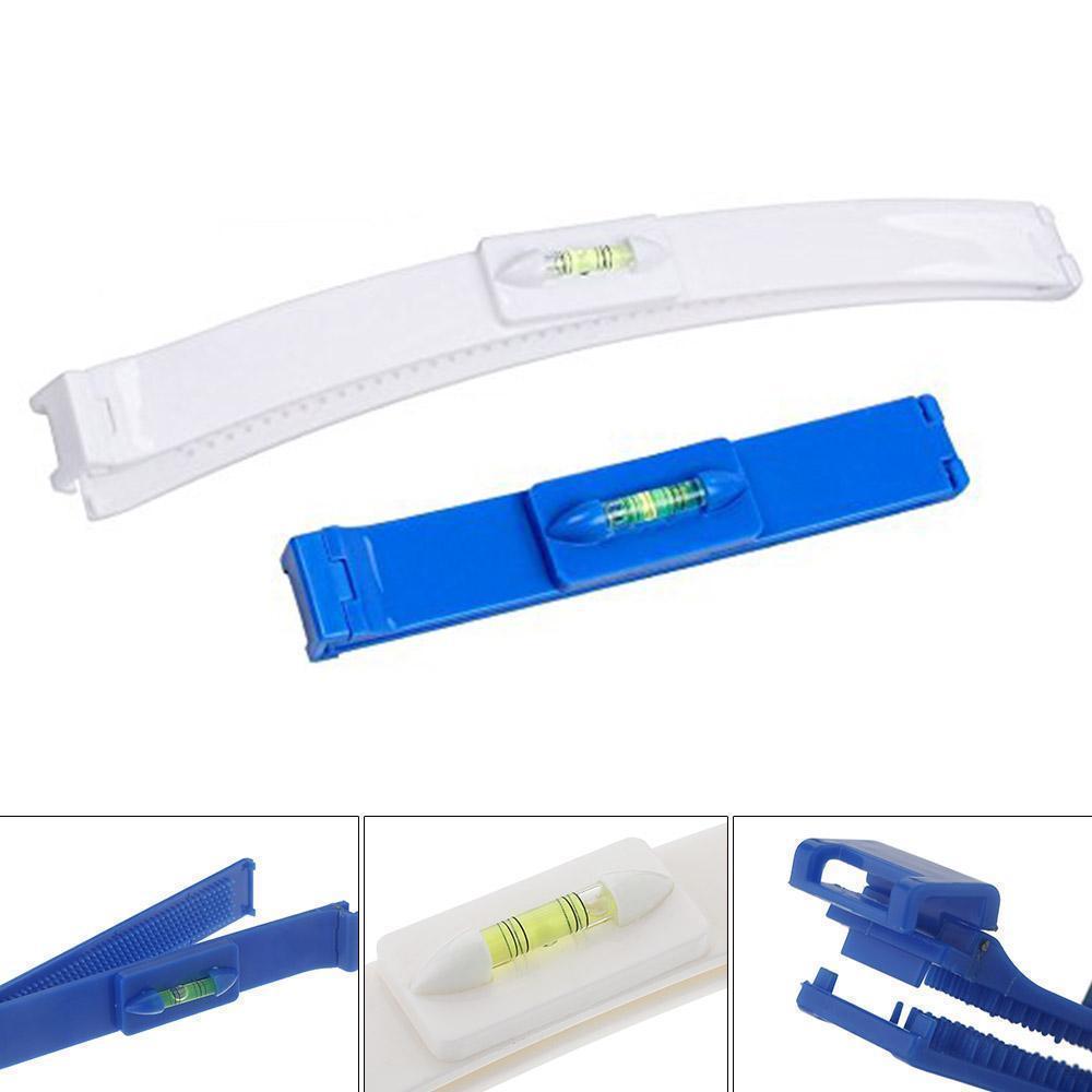 "Blå eller rosa hårklippssats för hemmabruk, två delar. Perfekt för DIY-frisyrer, barn och vuxna. Enkel att använda."