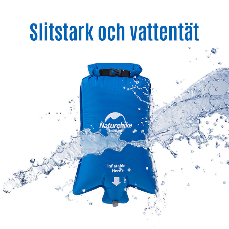 "Blå luftmadrass för camping, vattentät och kompakt, idealisk för året-runt-äventyr och enkel att bära."