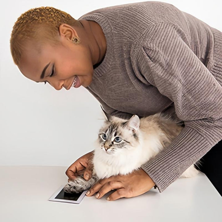 "Bläckfritt tassavtryckskit för husdjur, säker design, rent tryck, anpassat träram och kort för alla tassstorlekar"