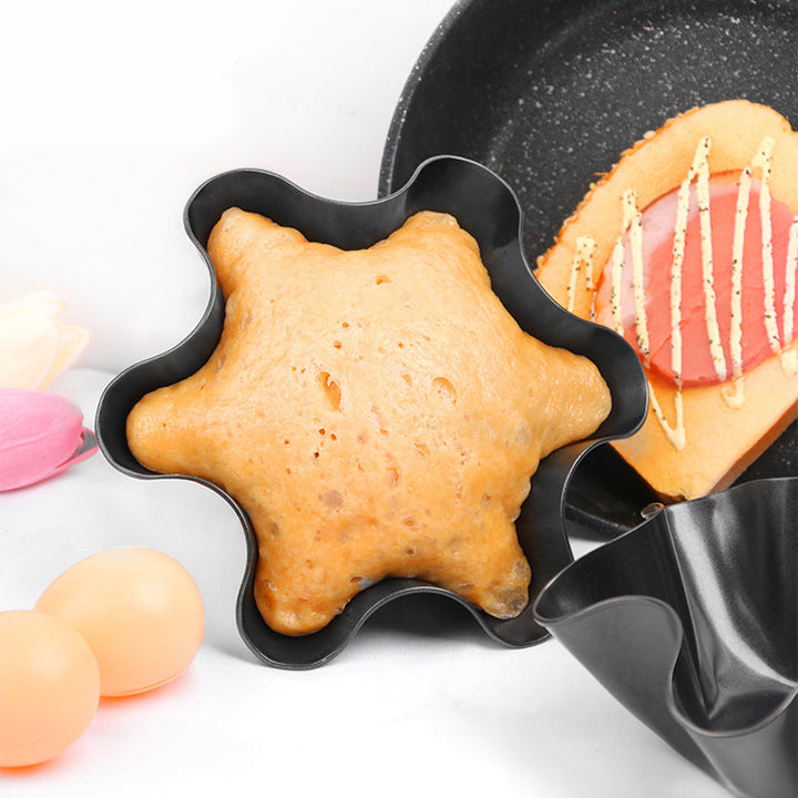 Blombladsformad tortillaskål i kolstål med blommönster, perfekt för kreativa maträtter, robust och non-stick.