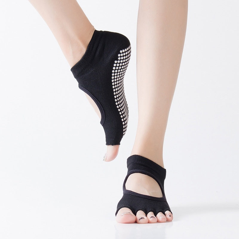 "Bomull yogastrumpor med anti-halk PVC-granulat, svart färg, ergonomisk design för stabil practice, storlek för vuxna."