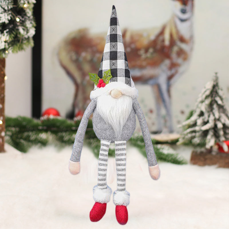 "Charmiga julgardinspännen med tomte- och snögubbemotiv i röd och grå polyester för festlig juldekoration."