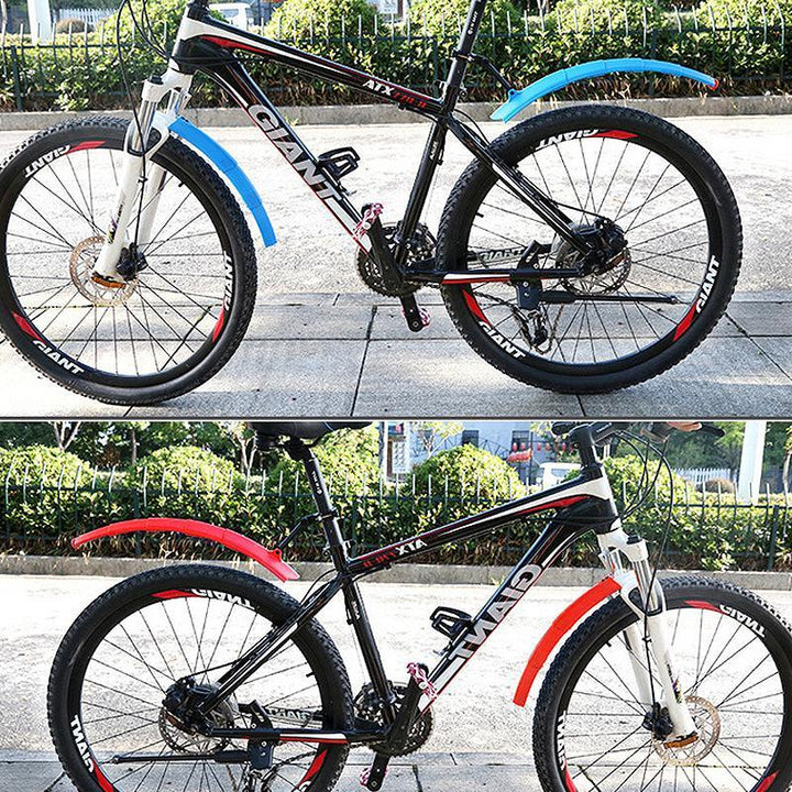 "Cykel stänkskydd, justerbart och vattentätt, med inbyggt bakljus, i svart plast för optimal säkerhet och synlighet."