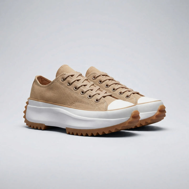 Moderna platåskor Ashley för dam, med snörning och bekväm design. Trendiga damsneakers.