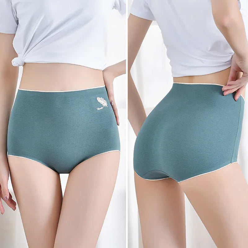 "Dam högmidjade triangelshorts i rosa bomull, komfortabel design och andas för stöd och stil."