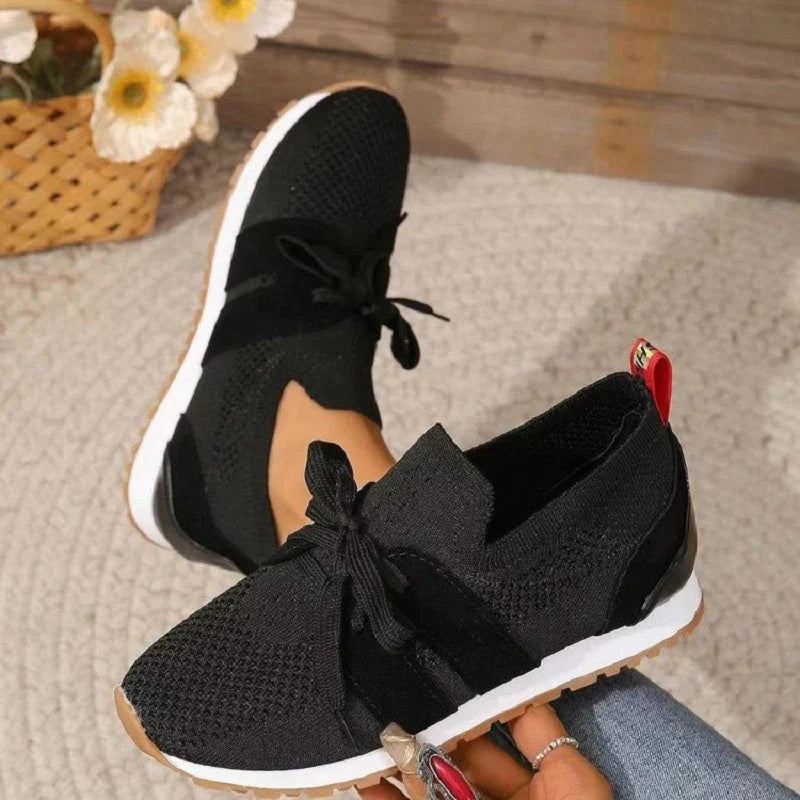 Eleganta slip-on dam komfortskor med klack. Stödjande och stötdämpande för bekväm vardag.