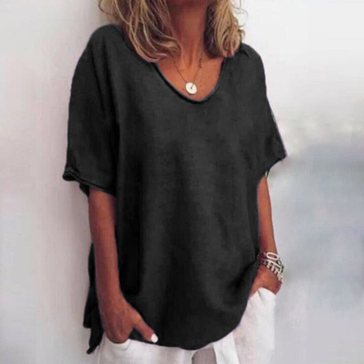 Dam oversized t-shirt med lös passform för bekväm och avslappnad vardagsstil.
