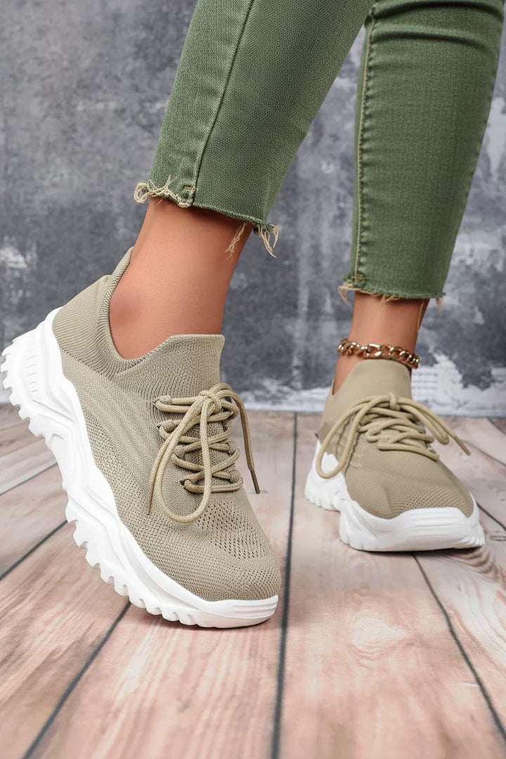 Bekväm dam sneaker, modell Abbey. Fotvänlig träningssko för optimal komfort hela dagen.