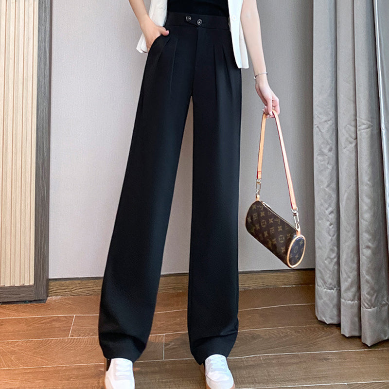"Dambyxor med hög midja och vida ben i elegant stil, framifrån, slät textur, andningsbart material, chic och självsäker look.