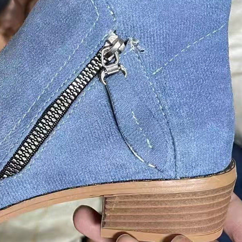 "Damer ankelstövlar i mocka med tjock klack och dragkedja, ortopedisk design, svarta, perfekta för höst- och vårmode."
