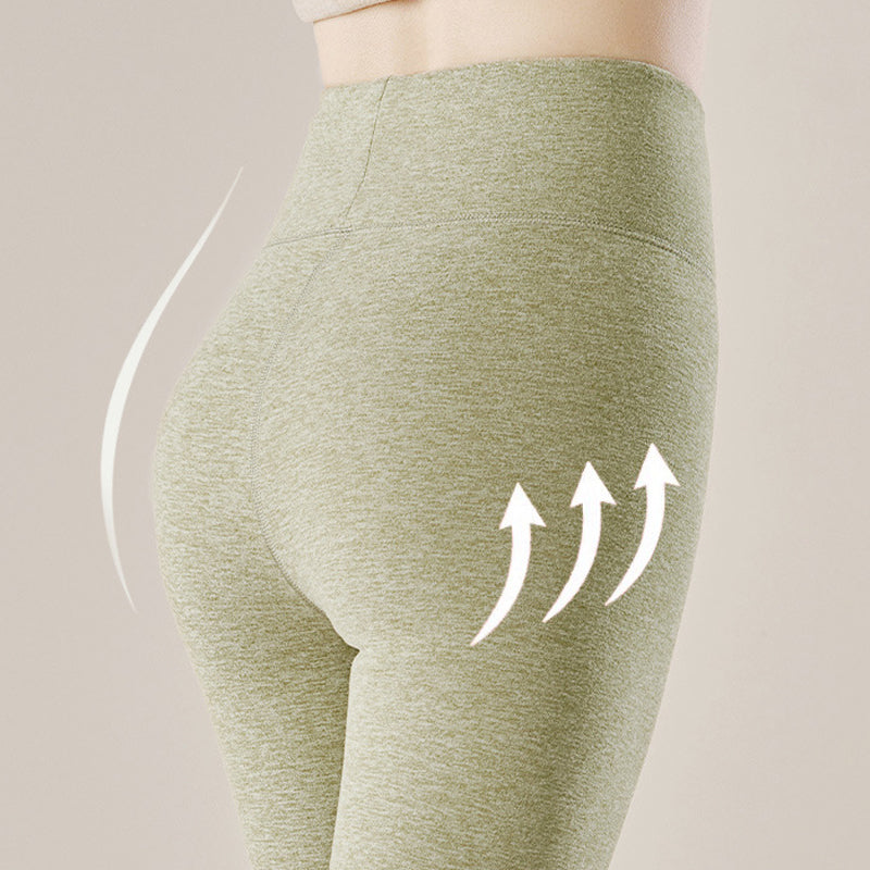 "Damer förtjockade varma leggings, elegant design, smalare look, plyschigt sammet, perfekta för vinter och vardagsbruk."
