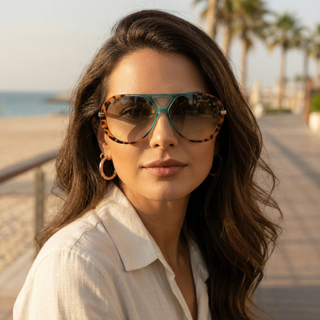 Damer Lätta Aviator Solglasögon Layla, en stilren accessoar för vardagsbruk.