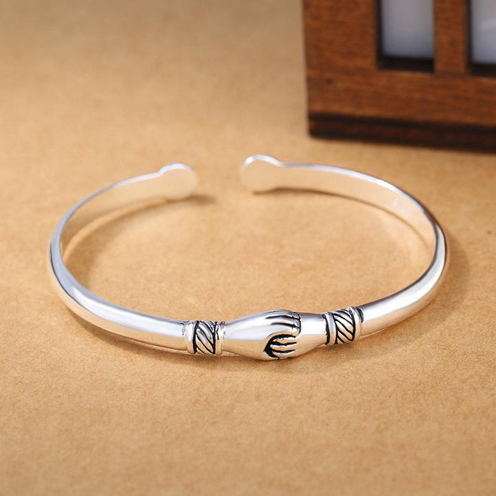 Damers S925 silverarmband med justerbar slinga och elegant design, perfekt för vänskap och alla tillfällen.