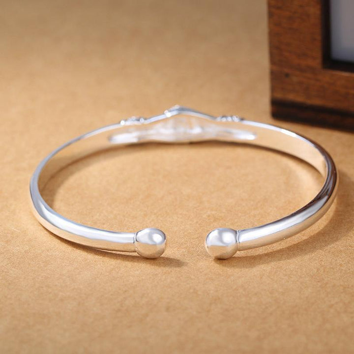 Damers S925 silverarmband med justerbar slinga och elegant design, perfekt för vänskap och alla tillfällen.