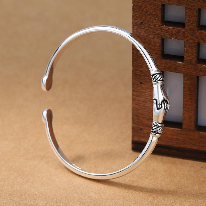 Damers S925 silverarmband med justerbar slinga och elegant design, perfekt för vänskap och alla tillfällen.