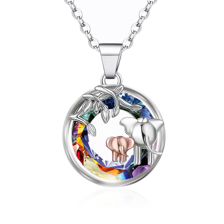 "Damhalsband med livets träd, kristallaccenter och smidig legering, symboliserar positiv energi och stil."
