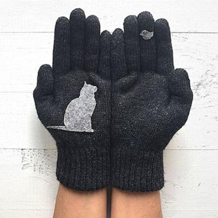 Damhandskar i bomull med kattmotiv, svart och grå, femfingrig design för värme och stil, perfekt för kalla dagar.