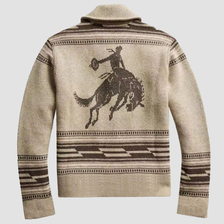 Elegant mönstrad damkofta i mikrofiber med nedfällbar krage, ett mångsidigt plagg för vardagsmode.
