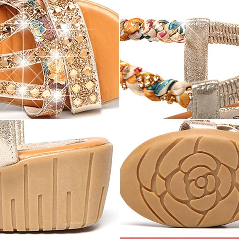 "Damsandaler i Boho-stil, mellanhög klack i guld och silver, elegant bohemisk design, ger stil och komfort för sommardagar."