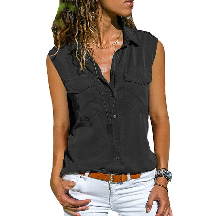 "Damtopp enfärgad ärmlös blus med fickor, luftig design i bomull/polyester, elegant för både vardag och fest."