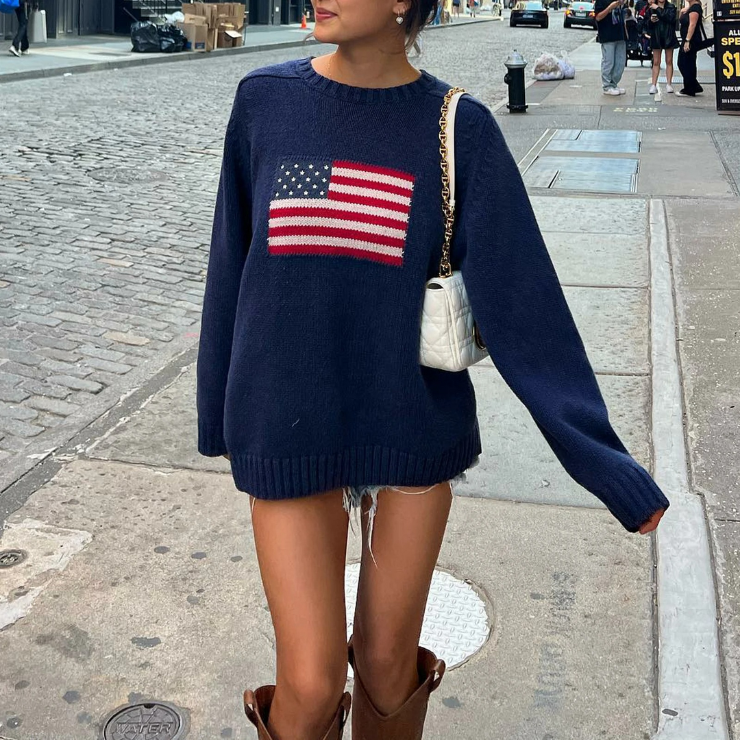 Höstlig damtröja med patriotisk amerikansk flaggdesig, perfekt för kvinnors avslappnade kläder.