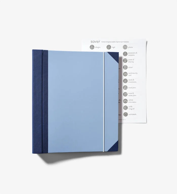 "Dekorativ blå pärm 'Ifall jag skulle försvinna' med elegant handgjord design och expanderbara kuvert, perfekt för organiseri