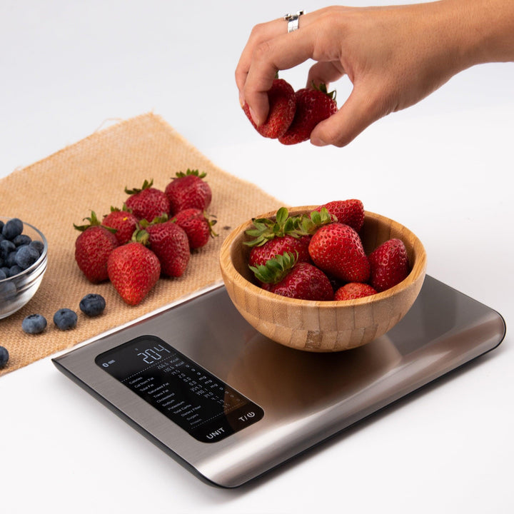 Multifunktionell digitalvåg i rostfritt stål, oumbärlig för matlagning, bakning och diet.