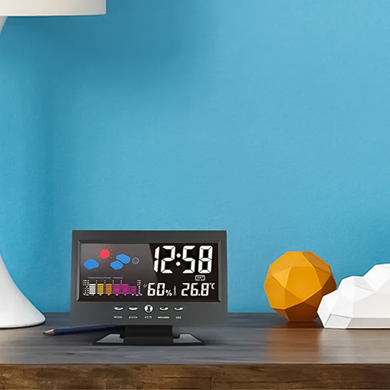 Digital LED-klocka med temperatur och fuktighet, stilren design, tydlig LCD, idealisk för tid, väder och modern livsstil.