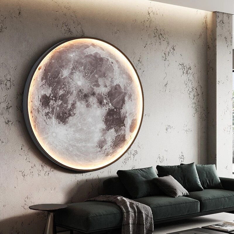 Dimmbar LED-månlampa för hemmet, skapar mysig atmosfär. Perfekt heminredning & ambientbelysning.