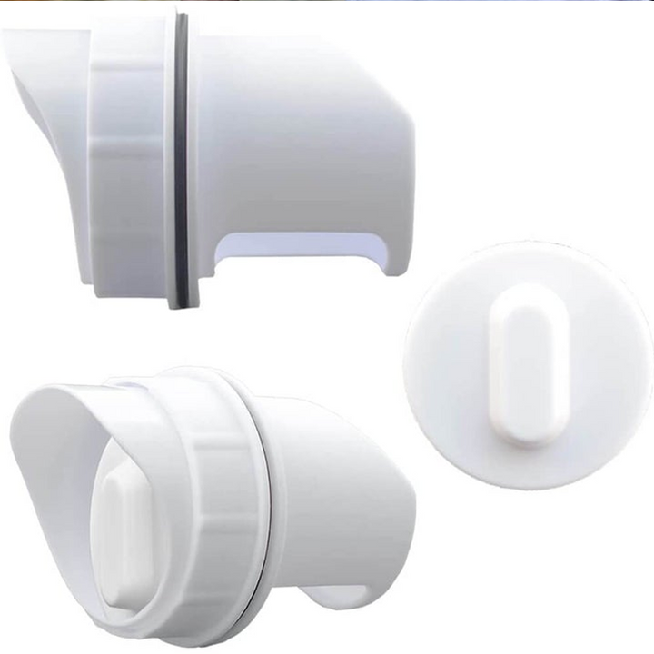 "DIY kycklingmatare av plast, enkel design, grå färg, effektiv för kycklingfoder utan spill i hönsgården."