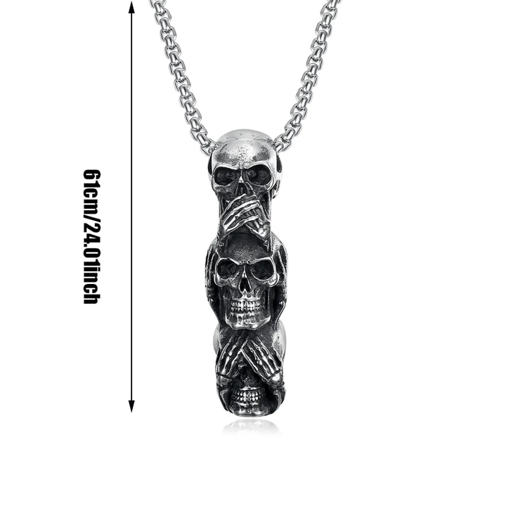 "Djärvt skull halsband för män i silver, maskulin design, perfekt för att sticka ut vid alla tillfällen, casual eller fest."