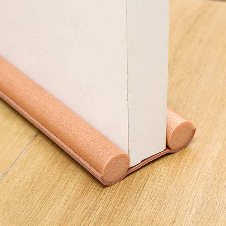 "Dubbelsidig dörrbottentätning för isolering, passar upp till 36 tum. Stoppar drag och damm, lätt att anpassa och installera.