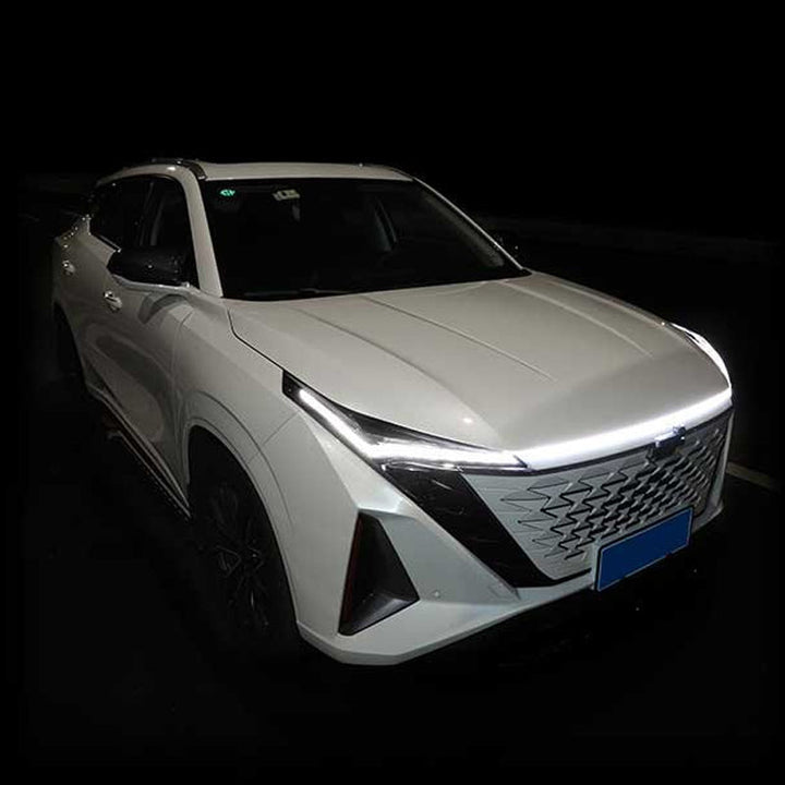 "Dynamisk LED-remsa för bilhuv, vattentät, lätt installation, ger bilen modern ljuseffekt, cool design, 1.8m silikon."