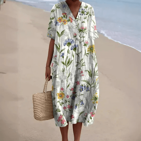 Sommarklänning med Blommigt Mönster – Elegant och Bekväm