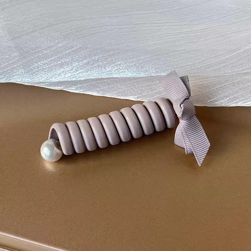 "Elastiskt bowknot hårband för kvinnor, flätad design, flera färger, praktiskt och elegant till vardagsfrisyrer."